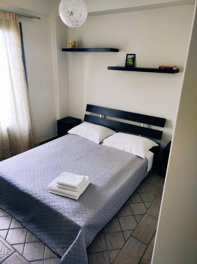 3Bd Apartment In The Center - Self Check In Патра Екстериор снимка