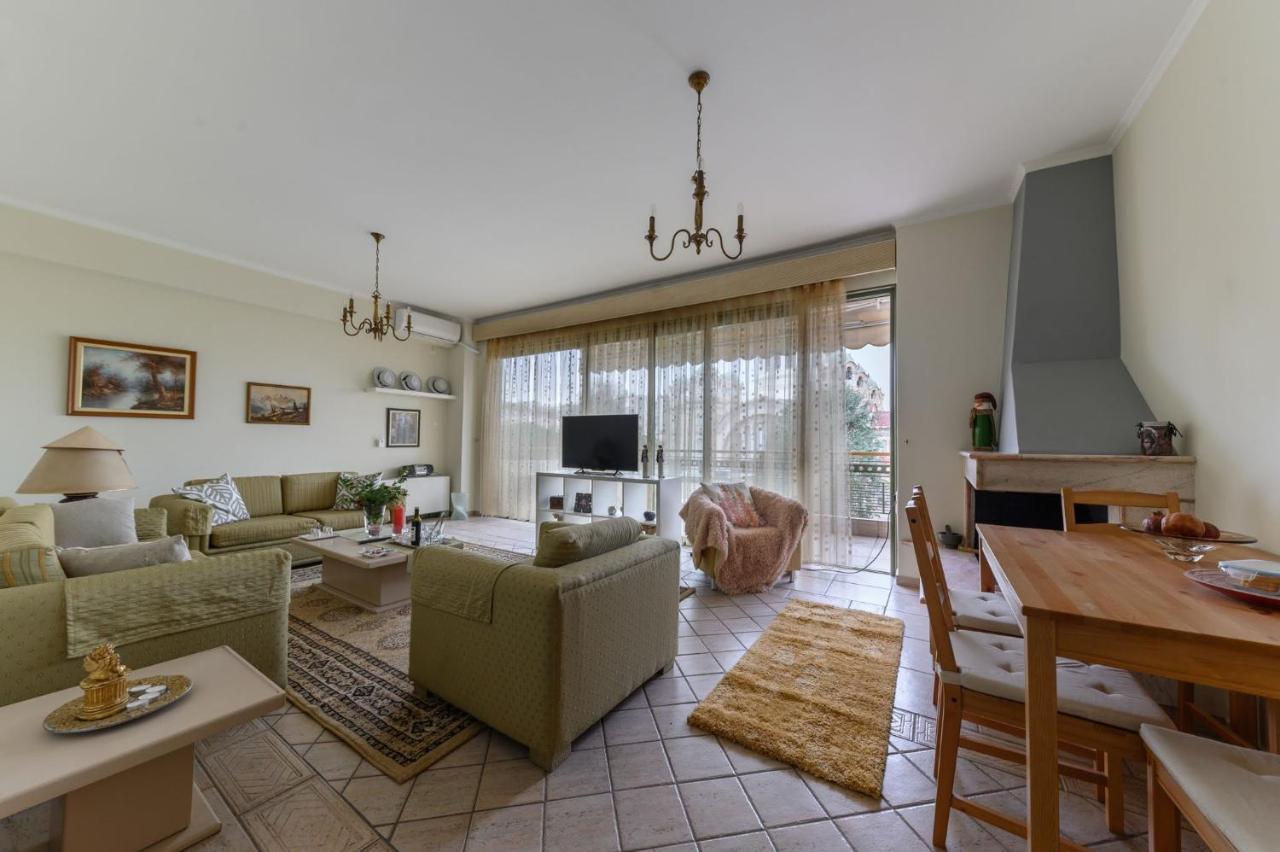 3Bd Apartment In The Center - Self Check In Патра Екстериор снимка