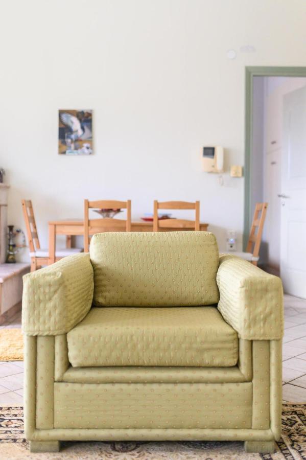 3Bd Apartment In The Center - Self Check In Патра Екстериор снимка